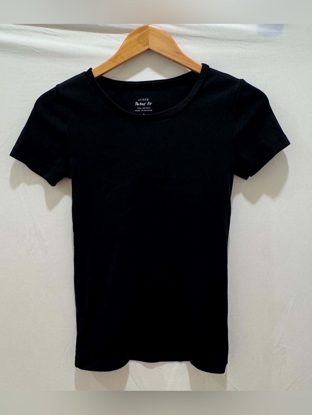 J. Crew Black Short-Sleeve Crewneck Tee - Slim Fit